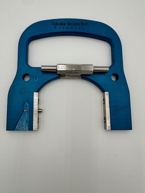 Gage, 3 1/2"- OD W/Standard W/Case